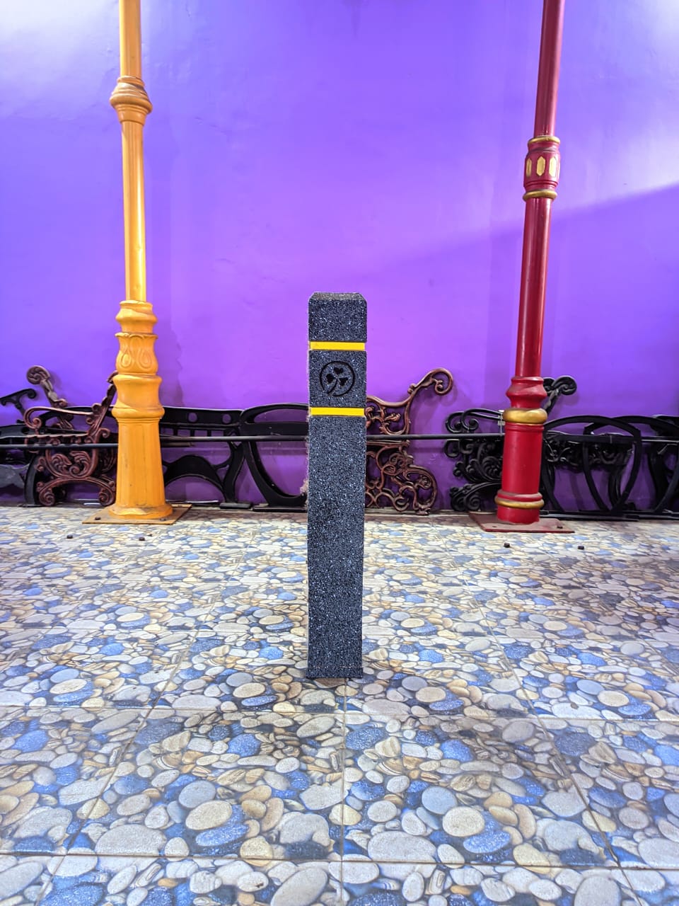 Tingkatkan Keamanan dan Tampilan Area dengan Bollard Berkualitas